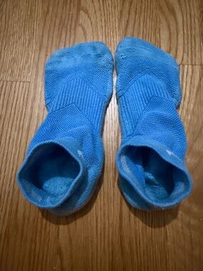 Nike Athletic Ankle Socks in Blue